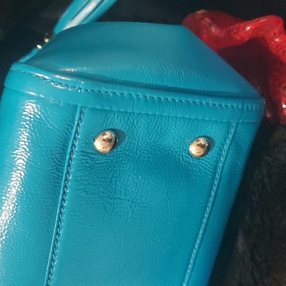 Gucci Soho Bag Includes COA - Picture 12 of 17